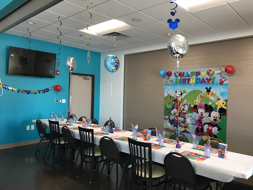 Wausau On Water | restaurant | 1300 N River Dr, Wausau, WI 54403, USA | 7152986012 OR +1 715-298-6012