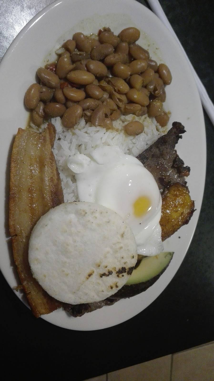 La Hacienda De Don Julio | restaurant | 40-12 Queens Blvd, Sunnyside, NY 11104, USA | 7183929903 OR +1 718-392-9903