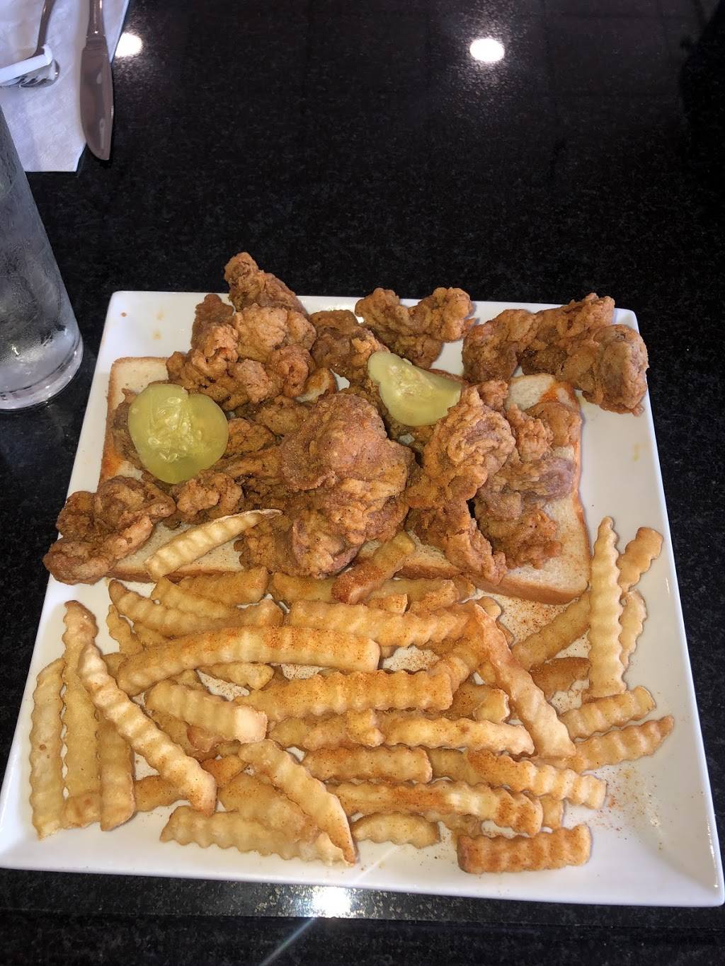 Paradise restaurant and bar | restaurant | 620 Dunlop Ln suite 117, Clarksville, TN 37043, USA | 9312023444 OR +1 931-202-3444