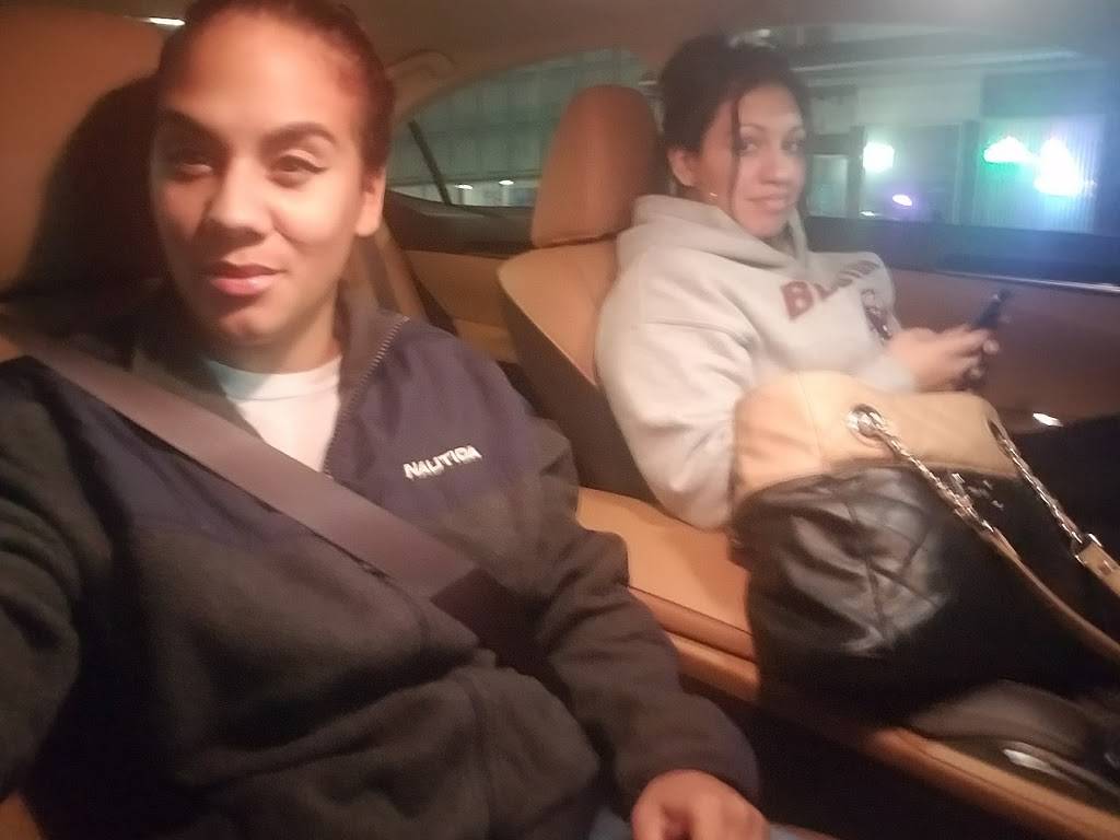 Claudios Cafe | restaurant | 1708 Acushnet Ave, New Bedford, MA 02746, USA | 5089961006 OR +1 508-996-1006