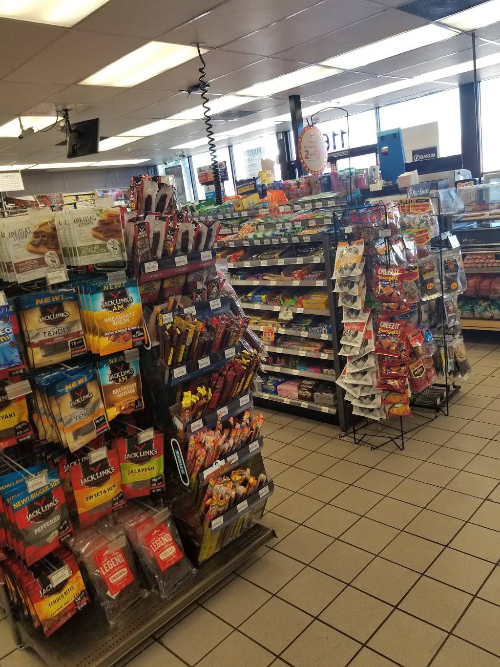 Circle K | meal takeaway | 1161 E Valley Pkwy, Escondido, CA 92025, USA | 7607472634 OR +1 760-747-2634