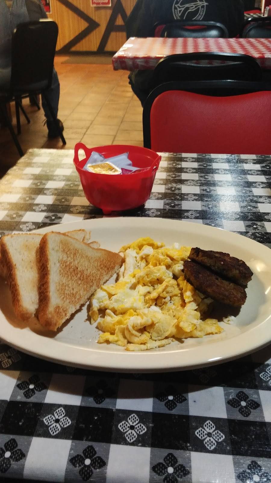 Arnolds Family Restaurant | restaurant | 206 N Main St, Lone Star, TX 75668, USA | 9036563405 OR +1 903-656-3405