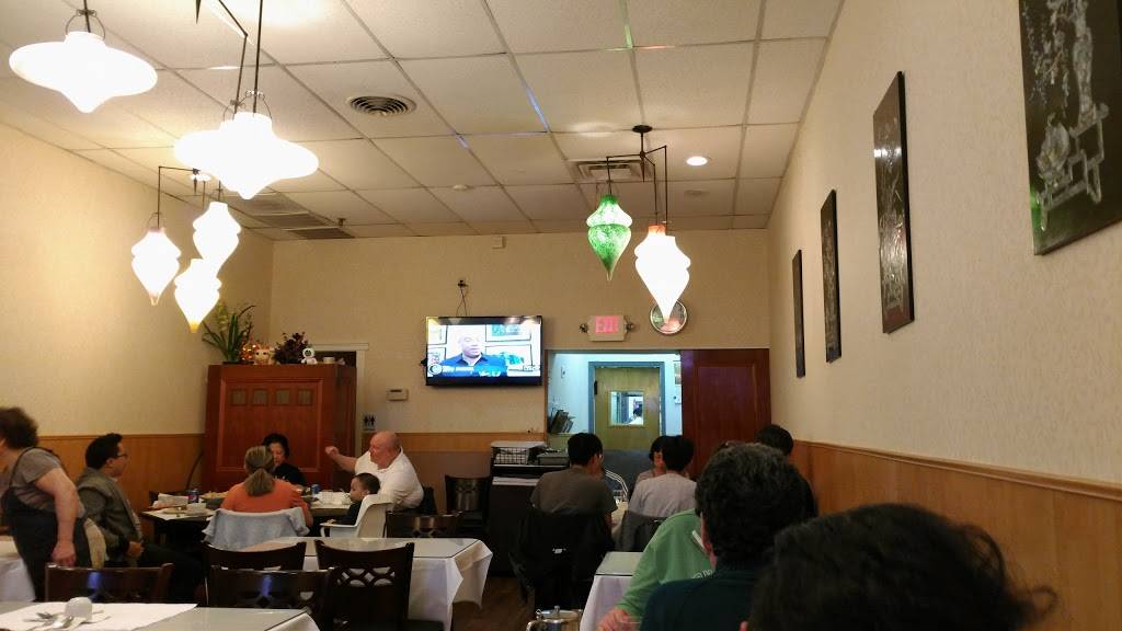 Hong Kong Garden | restaurant | 1760 Easton Ave # 4, Somerset, NJ 08873, USA | 7323565779 OR +1 732-356-5779