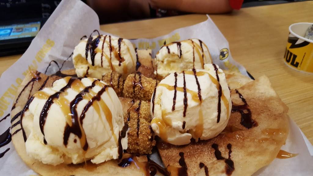 Buffalo Wild Wings | meal takeaway | 2843 W Andrew Johnson Hwy, Morristown, TN 37814, USA | 4235879784 OR +1 423-587-9784