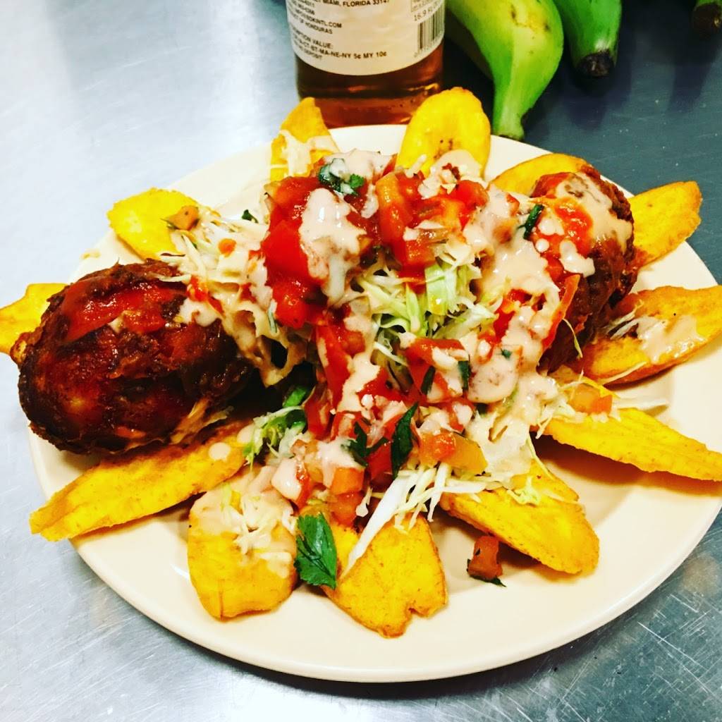 Tres Hermanas Restaurante Salvadoreño | restaurant | 3161 Broadway Blvd r140, Garland, TX 75043, USA | 2145972911 OR +1 214-597-2911