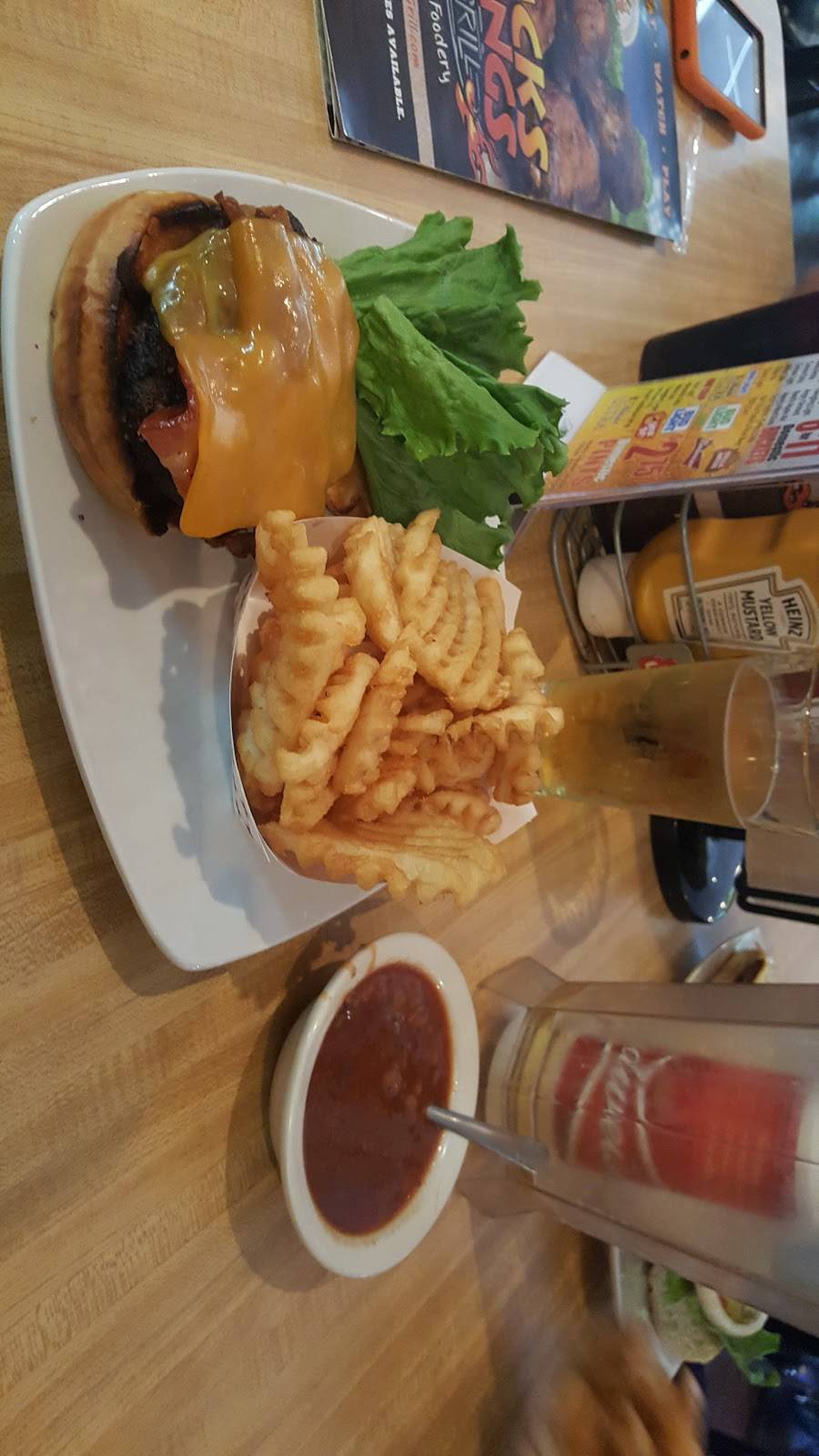 Dicks Wings and Grill North Jacksonville | restaurant | 5070, 12400 Yellow Bluff Rd, Jacksonville, FL 32226, USA | 9046199828 OR +1 904-619-9828