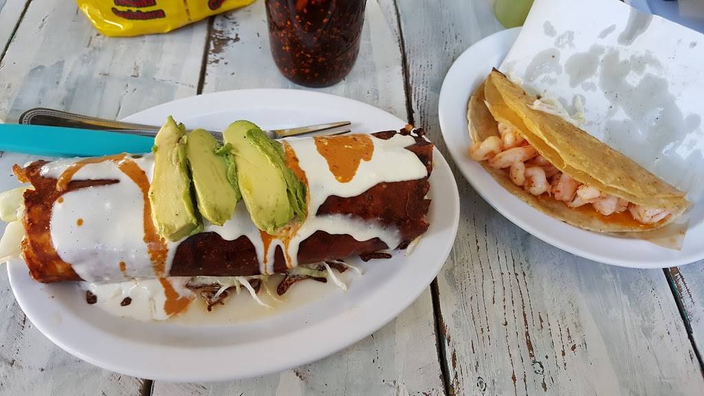 La Ola MARISCOS | restaurant | Diego Rivera 1209, Zona Urbana Rio Tijuana, 48569 Tijuana, B.C., Mexico | 016646343945 OR +52 664 634 3945