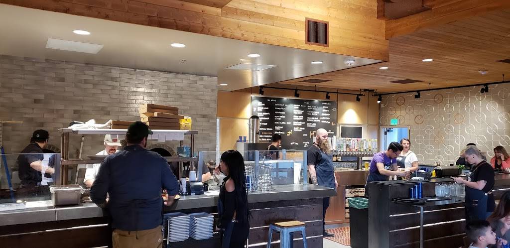 Drakes: The Barn | restaurant | 985 Riverfront St, West Sacramento, CA 95691, USA | 5104230971 OR +1 510-423-0971