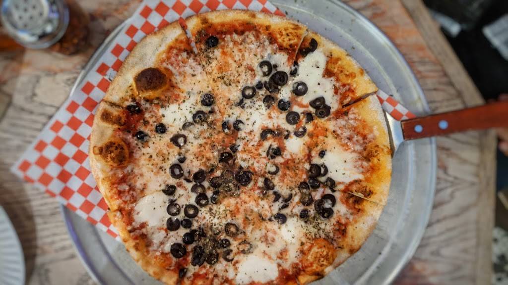 DAmores Pizza | meal delivery | 8369 W 3rd St #4312, Los Angeles, CA 90048, USA | 3239510070 OR +1 323-951-0070