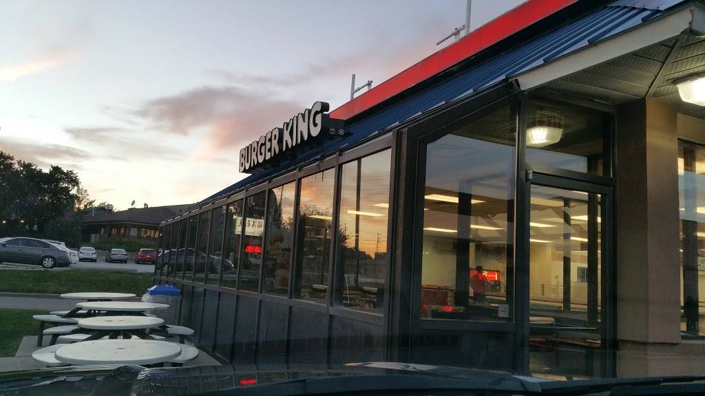 Burger King | restaurant | 6465 Mississauga Rd North, Mississauga, ON L5N 1A6, Canada | 9058213464 OR +1 905-821-3464