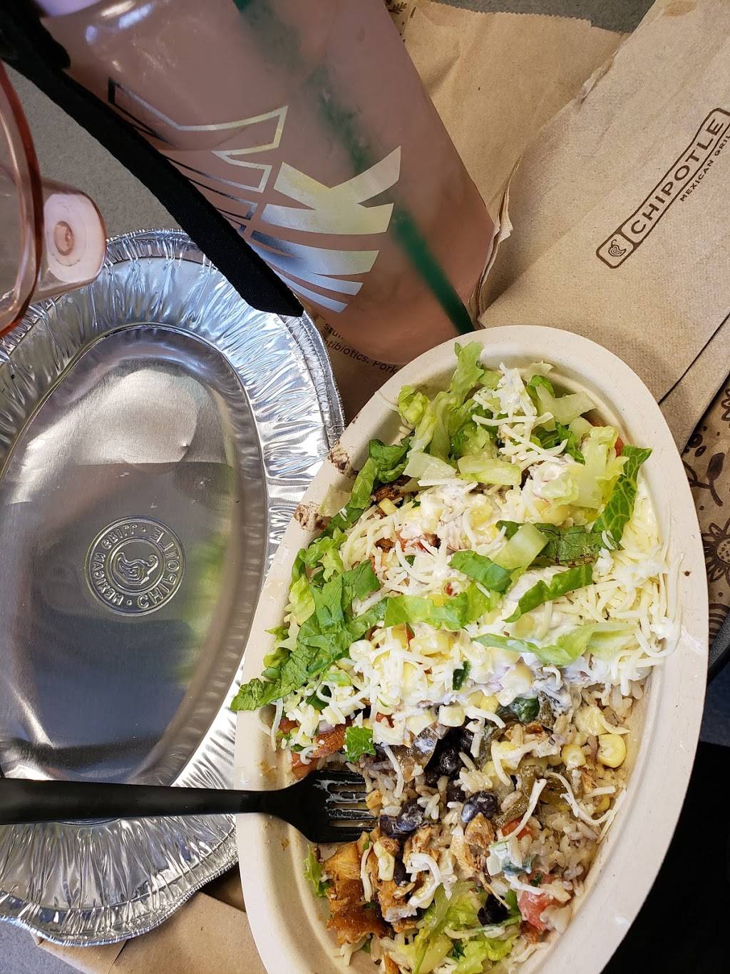 Chipotle Mexican Grill | restaurant | 7106 Midlothian Turnpike Ste A, North Chesterfield, VA 23225, USA | 8042922995 OR +1 804-292-2995