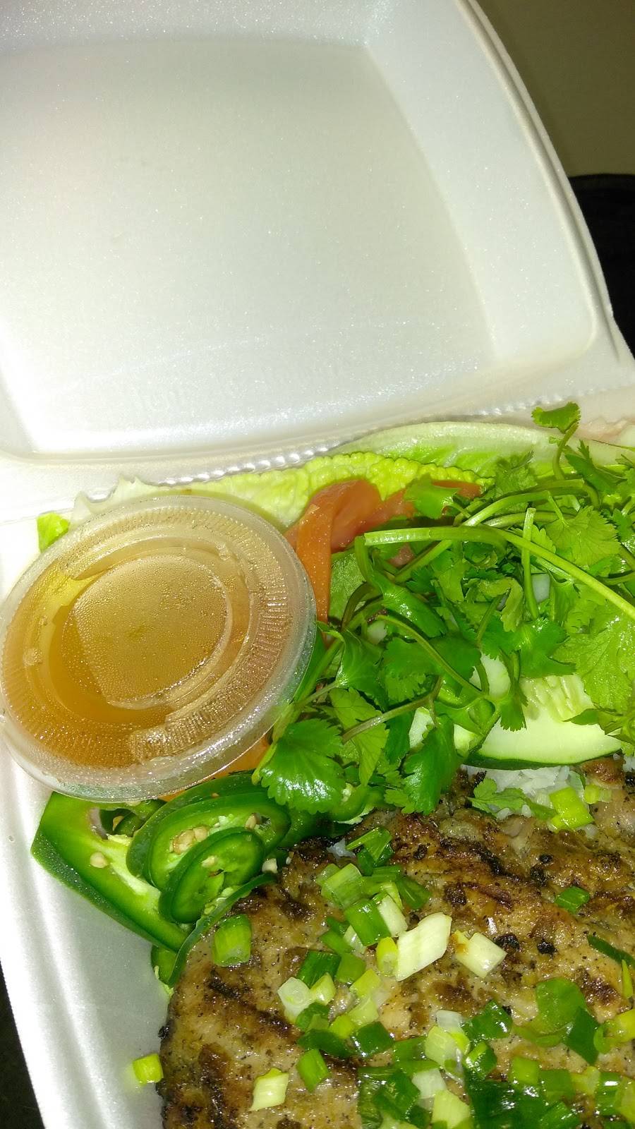 B2US Restaurant | restaurant | 13220 N Cleveland Ave, North Fort Myers, FL 33903, USA | 2392407418 OR +1 239-240-7418