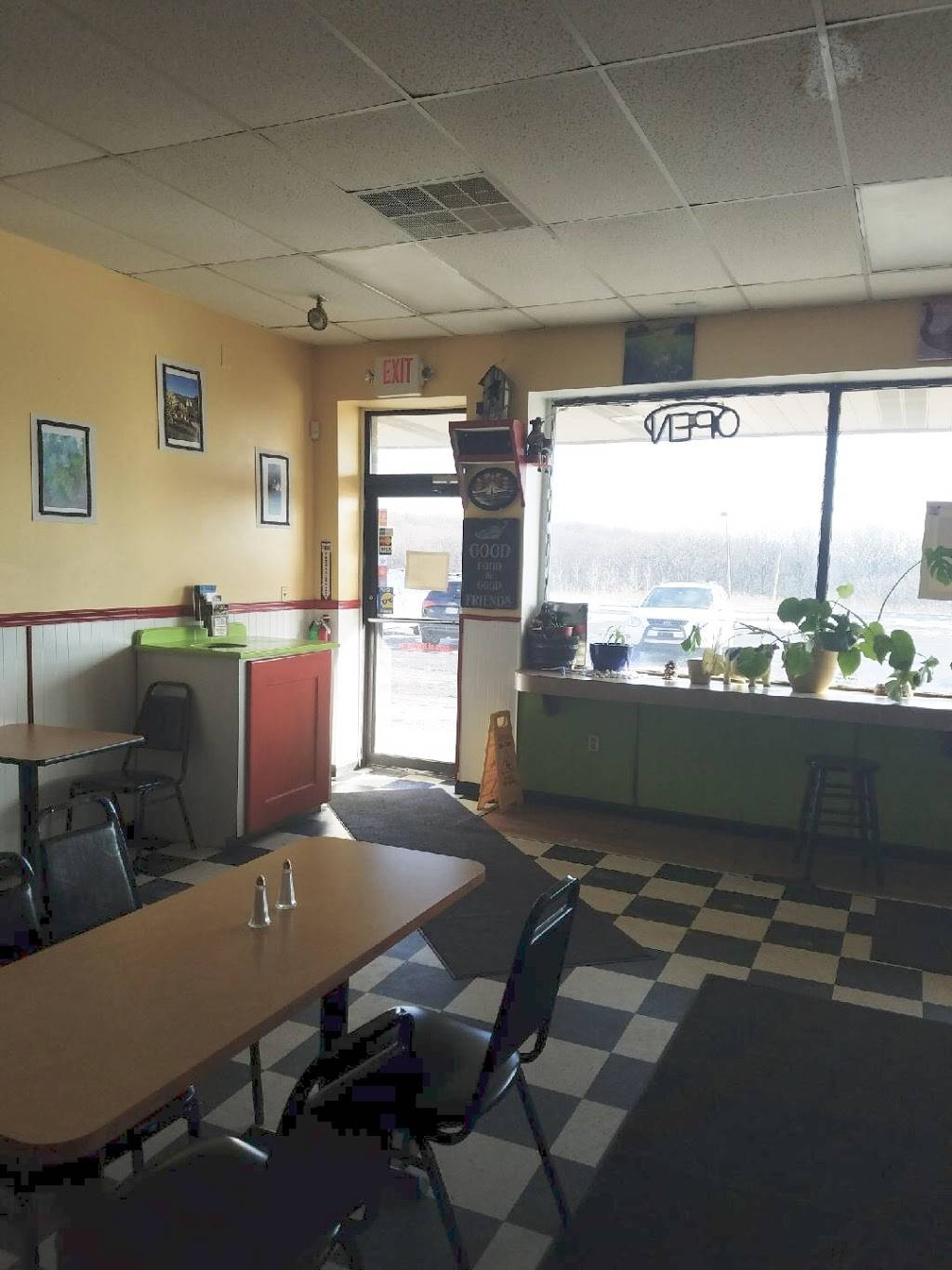 Five Breads Burgers & Homemade Food | restaurant | 3160 Route 115, Mt Effort Plaza, Effort, PA 18330, USA | 5706249726 OR +1 570-624-9726