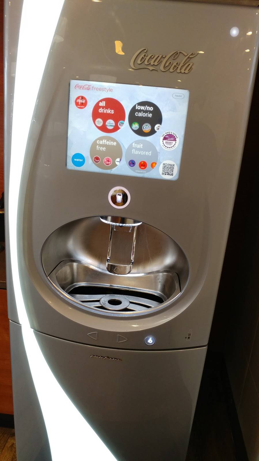 Wendys | restaurant | 95 Oyster Creek Dr, Lake Jackson, TX 77566, USA | 9792585495 OR +1 979-258-5495