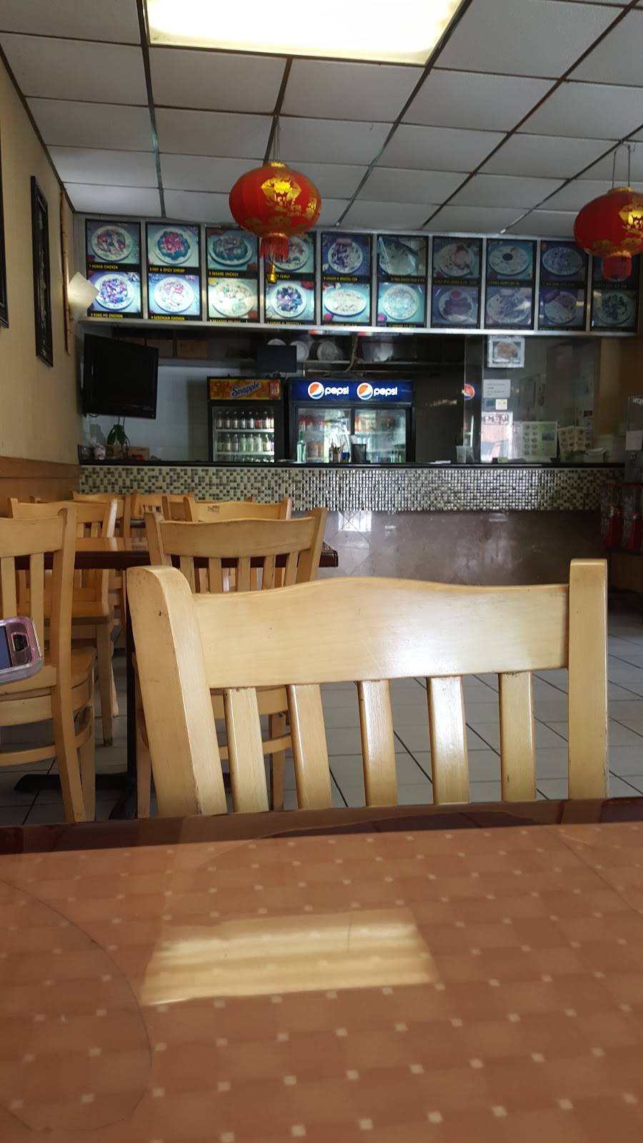 Lams Kitchen | restaurant | 168 Richmond Hill Ave, Stamford, CT 06902, USA | 2033272123 OR +1 203-327-2123