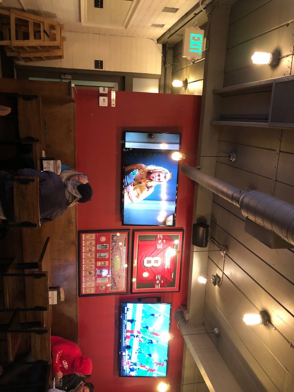 Legends Pizza Co. | restaurant | 2450 Park Blvd, Palo Alto, CA 94306, USA | 6503281662 OR +1 650-328-1662