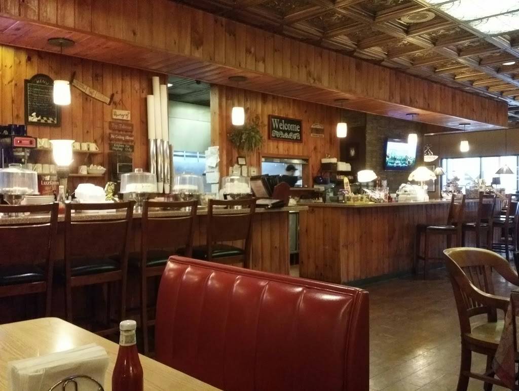 Billy Rays Restaurant | restaurant | 101 N Front St, Prestonsburg, KY 41653, USA | 6068861744 OR +1 606-886-1744