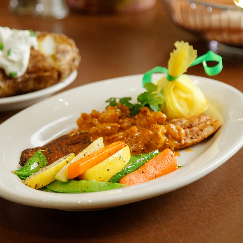 Louies Steakhouse | restaurant | 4280 Harlows Blvd, Greenville, MS 38701, USA | 6623359797 OR +1 662-335-9797