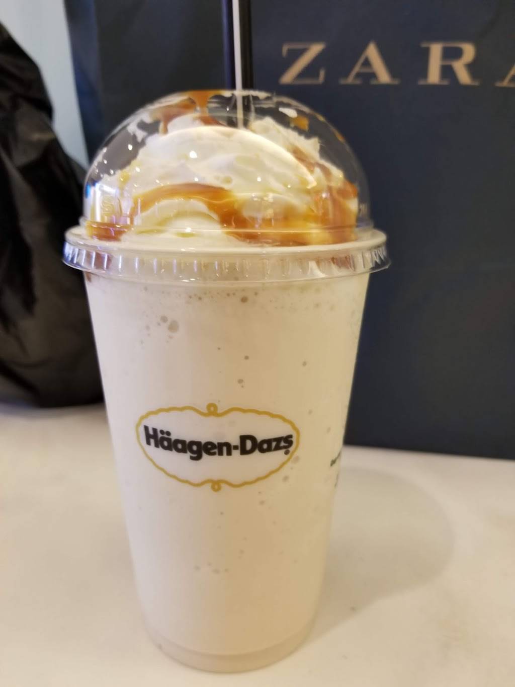 Häagen-Dazs | restaurant | 630 Old Country Rd, Garden City, NY 11530, USA | 5167423639 OR +1 516-742-3639