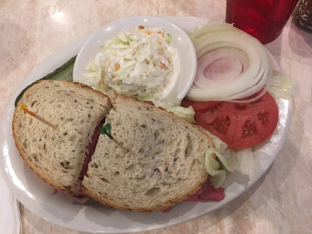 Jacobs Restaurant & Delicatessen | restaurant | 3861 W Woolbright Rd, Boynton Beach, FL 33436, USA | 5617349195 OR +1 561-734-9195