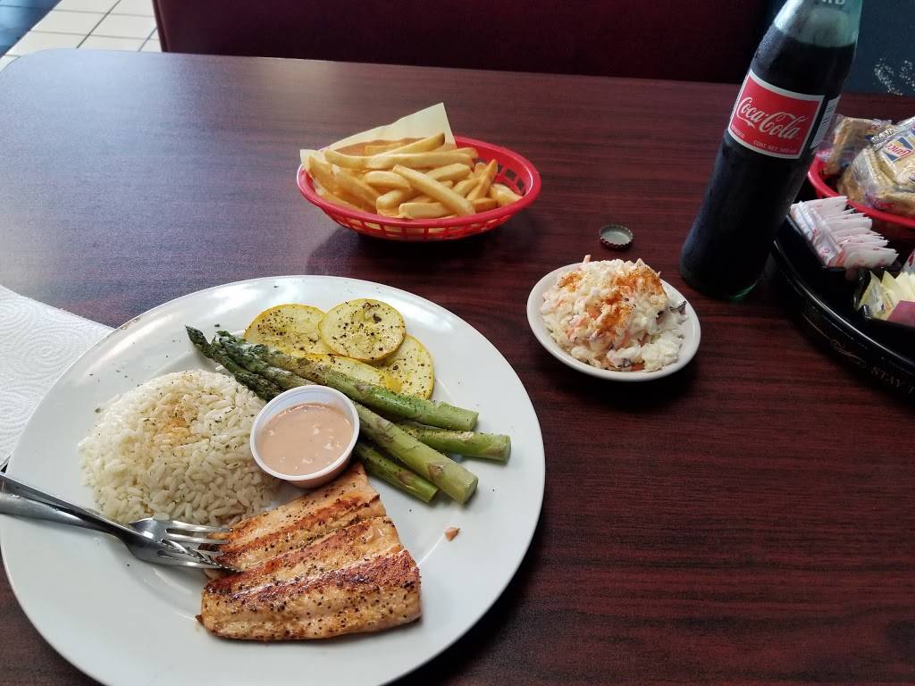 Catfish House | restaurant | 1605 E Irving Blvd, Irving, TX 75060, USA | 9724384200 OR +1 972-438-4200