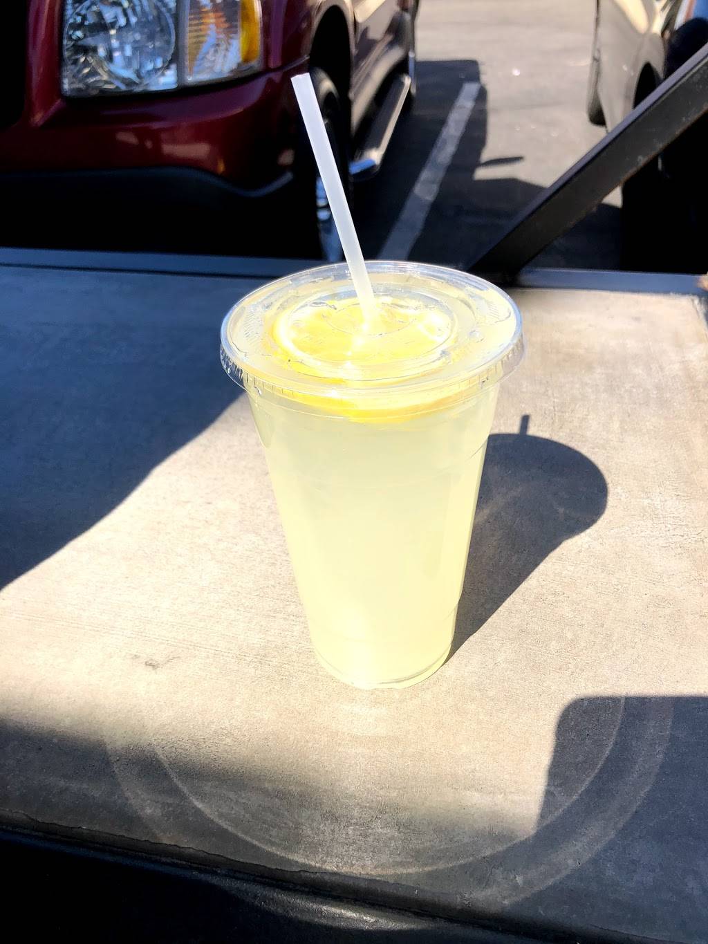 Frank N Fries | restaurant | 3201 E Anaheim St, Long Beach, CA 90804, USA | 5624945588 OR +1 562-494-5588