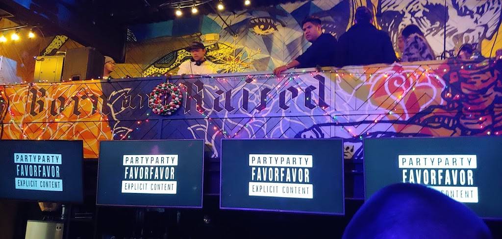 Born TX Raised | restaurant | 2106 N Zaragoza Rd, El Paso, TX 79936, USA | 9159961066 OR +1 915-996-1066