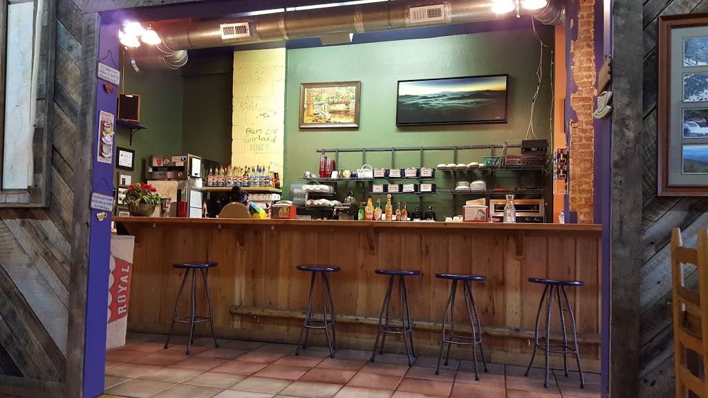 Mountain Perks | meal takeaway | 9 Depot St, Bryson City, NC 28713, USA | 8284889561 OR +1 828-488-9561