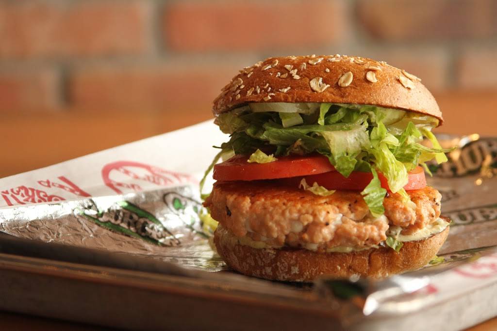 Chuburger | restaurant | 1225 Ken Pratt Blvd, Longmont, CO 80501, USA | 3034852482 OR +1 303-485-2482