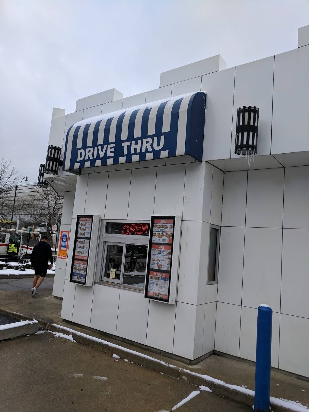 White Castle | restaurant | 2140 S Wabash Ave, Chicago, IL 60616, USA | 3129490717 OR +1 312-949-0717
