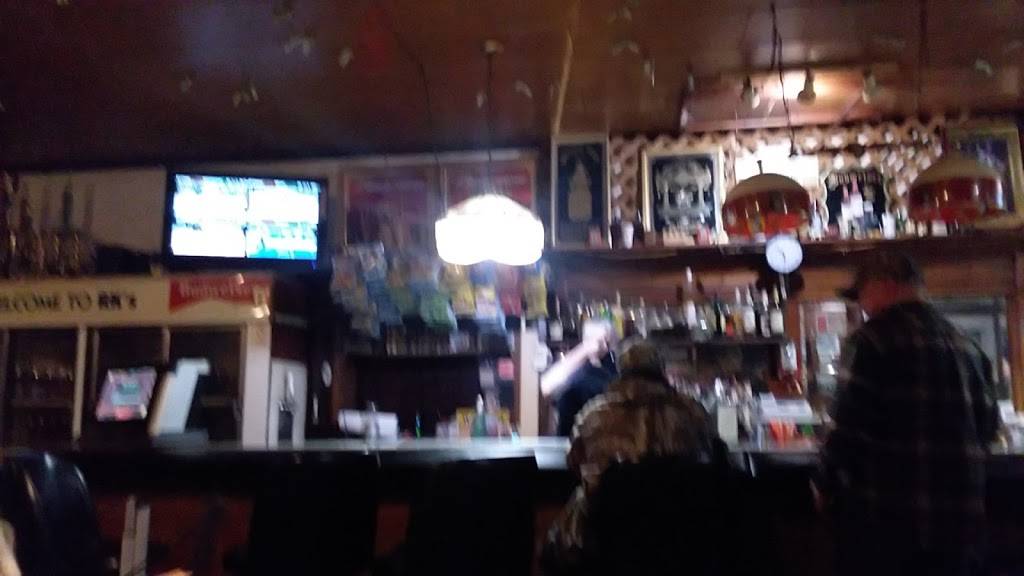 R Ks Bar & Grill | restaurant | 159 Center Ave, Malmo, NE 68040, USA | 4026425571 OR +1 402-642-5571