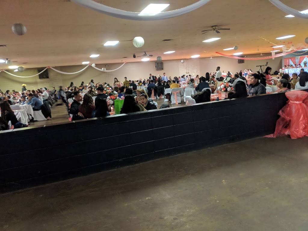 Links Wonderland | restaurant | 1711 Creighton Ave, Fort Wayne, IN 46803, USA | 2604561234 OR +1 260-456-1234