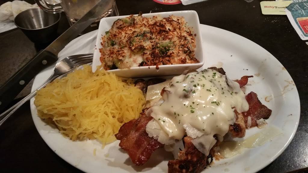 Ruby Tuesday | restaurant | 4714 Mine Rd, Fredericksburg, VA 22408, USA | 5407100588 OR +1 540-710-0588