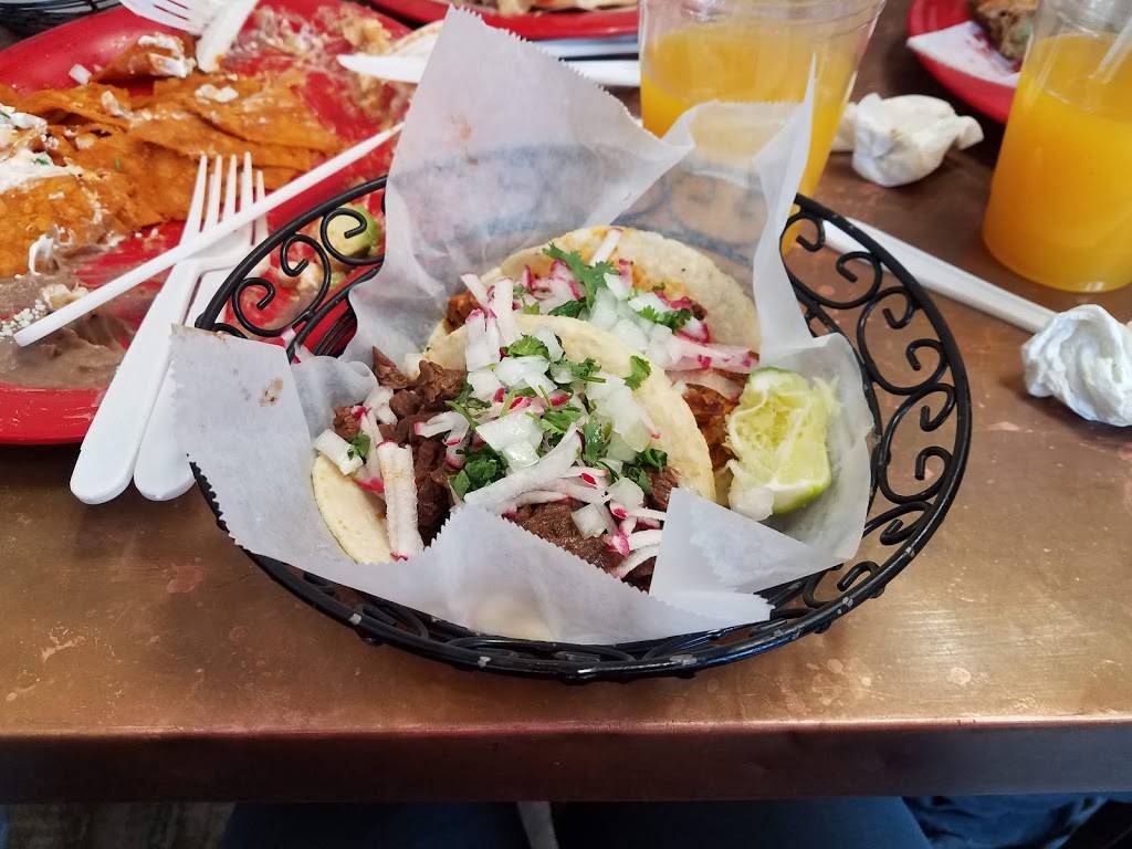 Chilacates Centre St | restaurant | 658 Centre St, Boston, MA 02130, USA | 6175224500 OR +1 617-522-4500