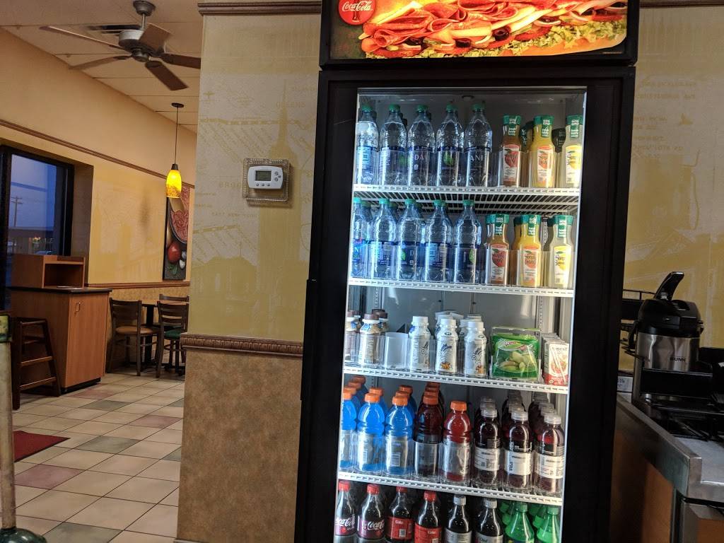 Subway | restaurant | 4416 Pflaum Rd Unit A, Madison, WI 53716, USA | 6086632460 OR +1 608-663-2460