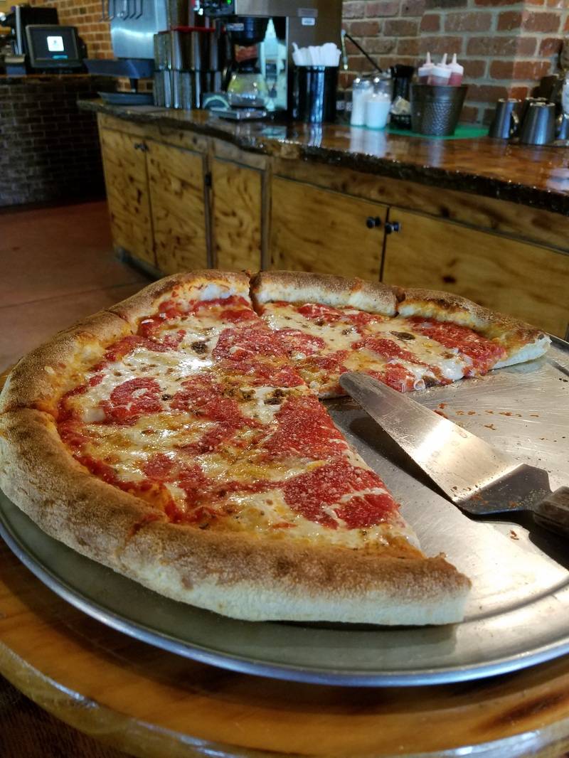 Ricca Brothers Brick Oven Pizzeria | restaurant | 104 Fairview Ave, Hammonton, NJ 08037, USA | 6097047070 OR +1 609-704-7070