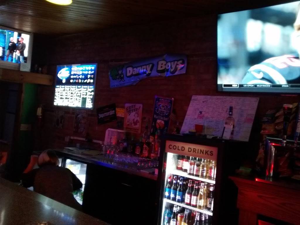 Danny Boys Irish Pub | restaurant | 1242, 315 E Lake St, Horicon, WI 53032, USA | 9204850823 OR +1 920-485-0823