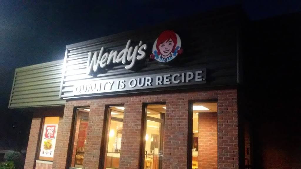 Wendys | restaurant | 8240 Vine St, Cincinnati, OH 45216, USA | 5138213038 OR +1 513-821-3038
