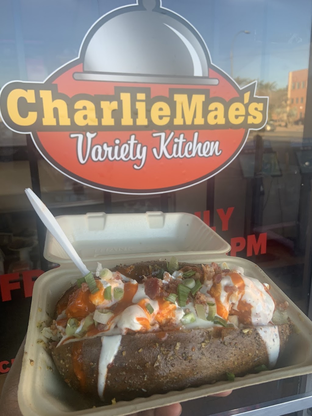 Charliemaes Variety Kitchens | restaurant | 2019 W Bethany Home Rd, Phoenix, AZ 85015, USA | 6025005249 OR +1 602-500-5249