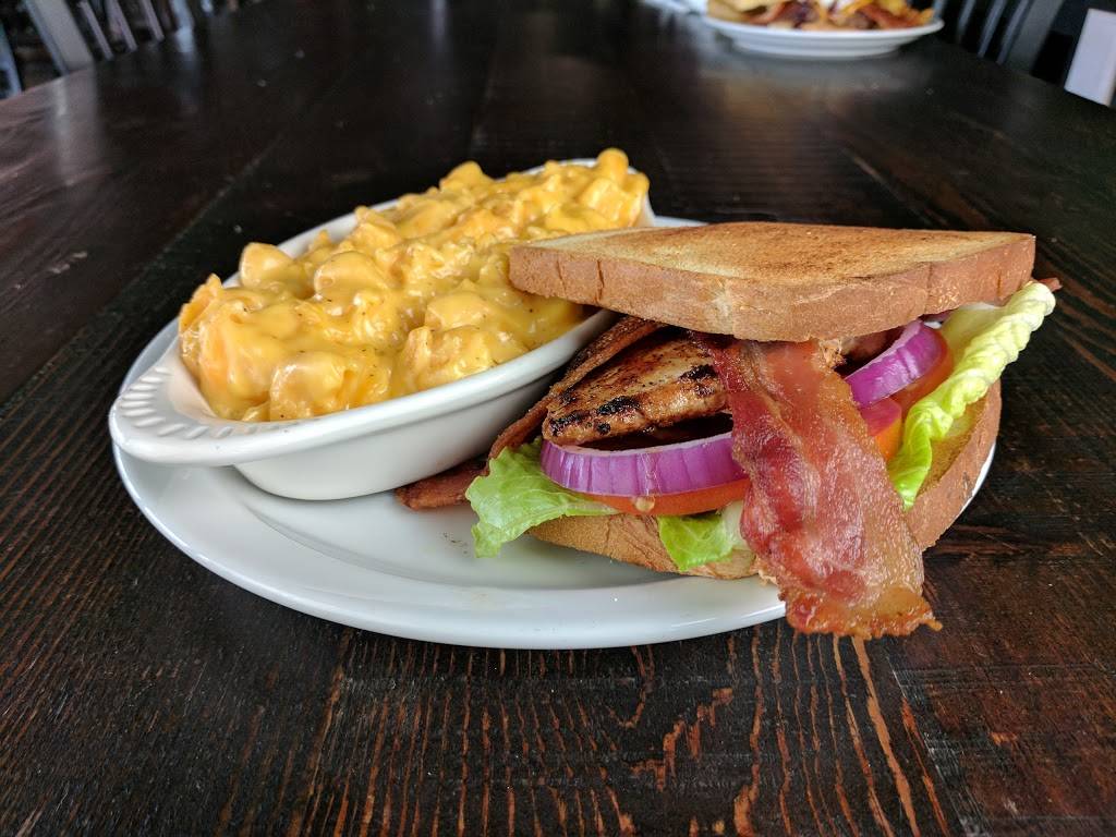 Blackwells | restaurant | 3151 Green Valley Rd, Vestavia Hills, AL 35243, USA | 2059673798 OR +1 205-967-3798