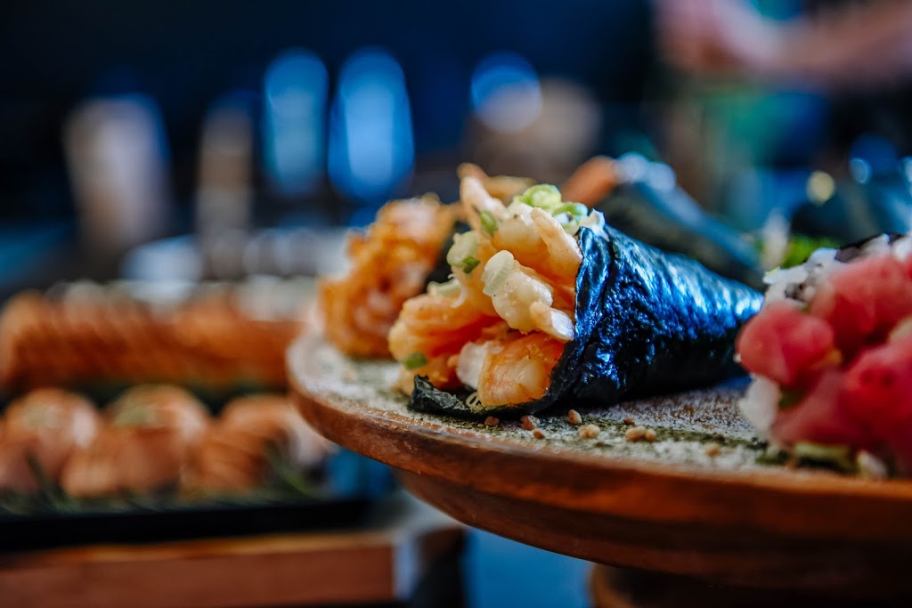 Kingdom Sushi | restaurant | 5632 International Dr, Orlando, FL 32819, USA | 4076014809 OR +1 407-601-4809