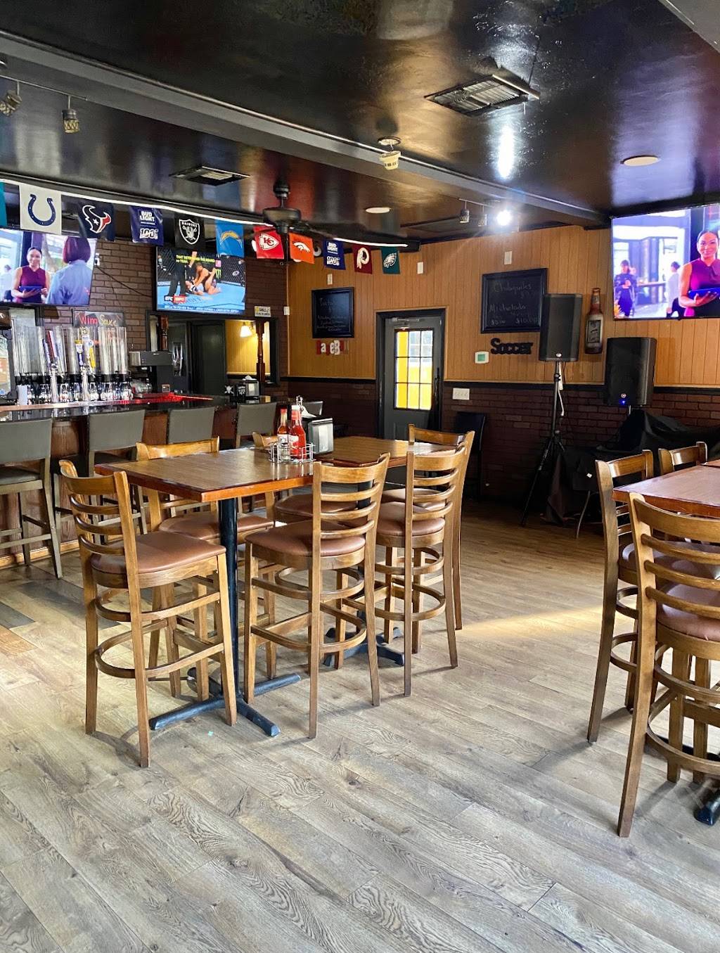 Grandmas | restaurant | 1901 Flower St, Bakersfield, CA 93305, USA | 6613748742 OR +1 661-374-8742