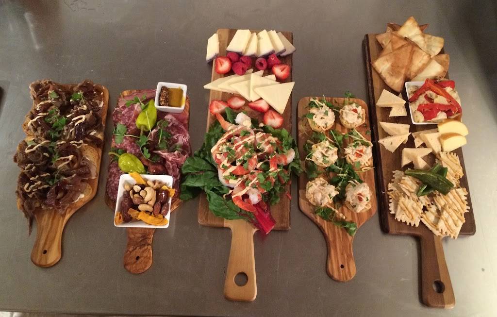 Rivis | restaurant | 150 N 3rd Ave, Oakdale, CA 95361, USA | 2093222347 OR +1 209-322-2347