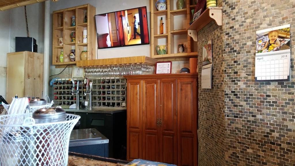 Luigi’s Grille | restaurant | 5348 34th St W, Bradenton, FL 34210, USA | 9417573700 OR +1 941-757-3700