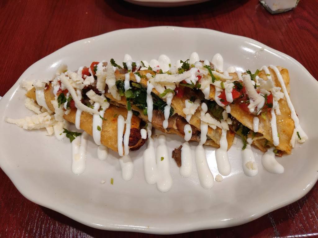 Taqueria Habanero | restaurant | 8145 Baltimore Ave Suite A&B, College Park, MD 20740, USA | 2402414486 OR +1 240-241-4486