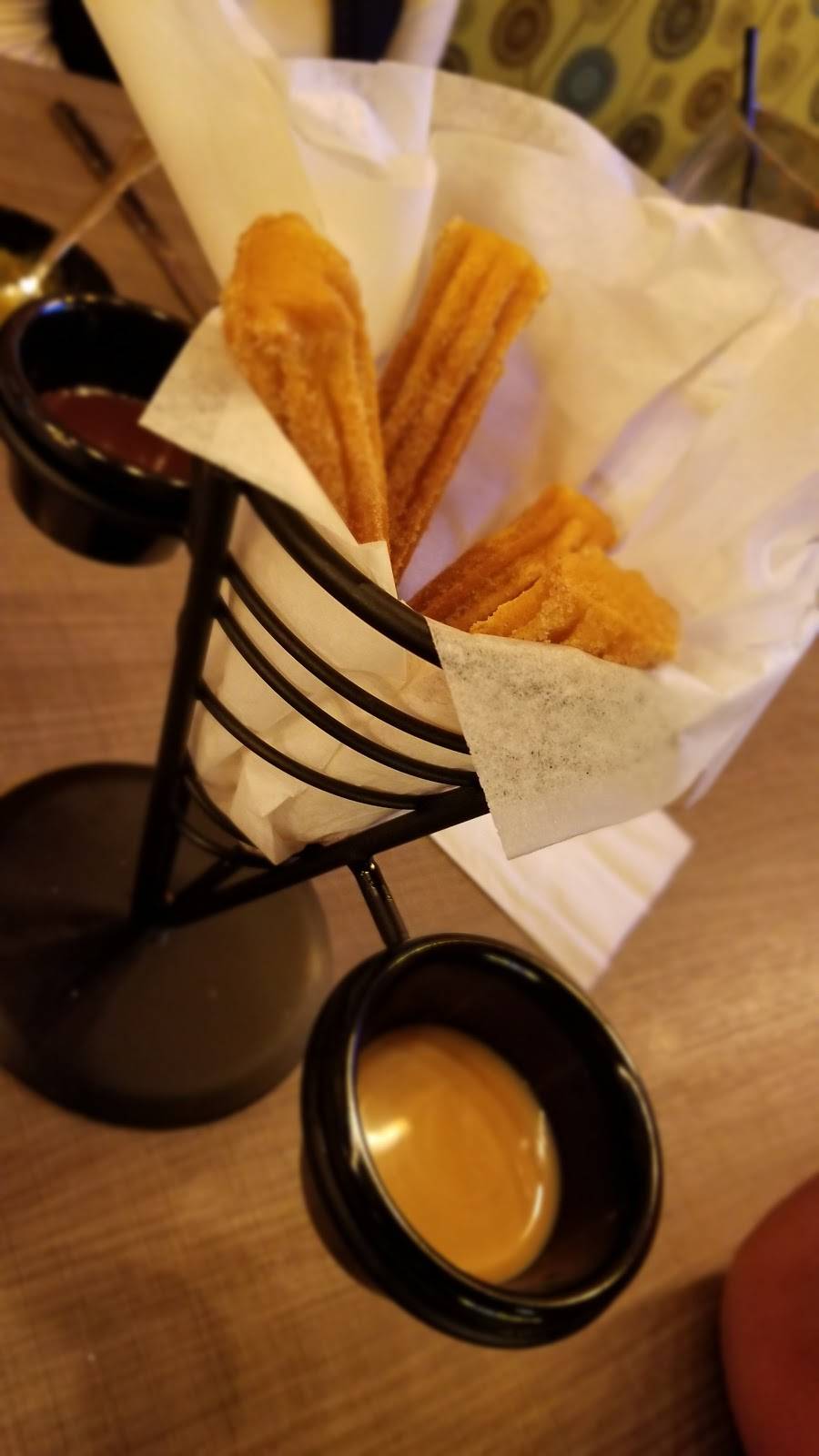 La Carreta Mexican Cuisine & Cantina | restaurant | 41653 Margarita Rd #104, Temecula, CA 92591, USA | 9513834560 OR +1 951-383-4560