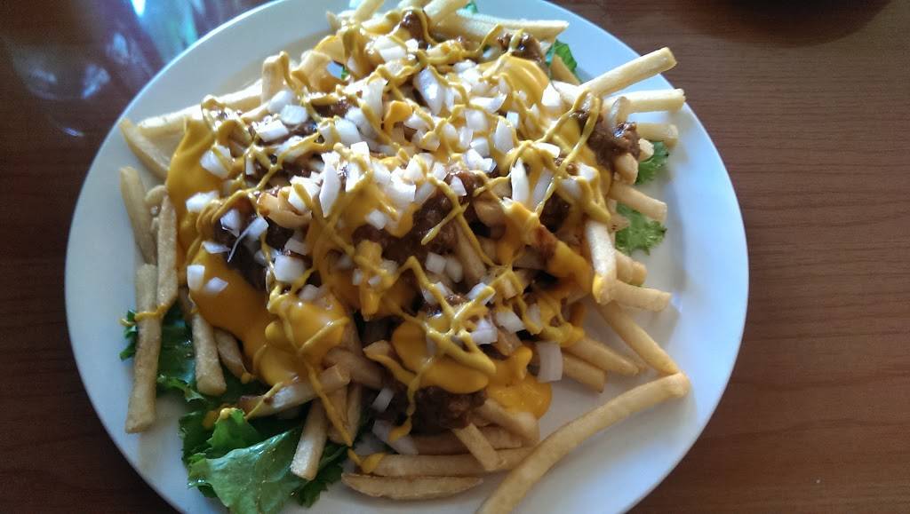 Avenue Tavern Chicago | night club | 2916 N Broadway, Chicago, IL 60657, USA | 7739757000 OR +1 773-975-7000