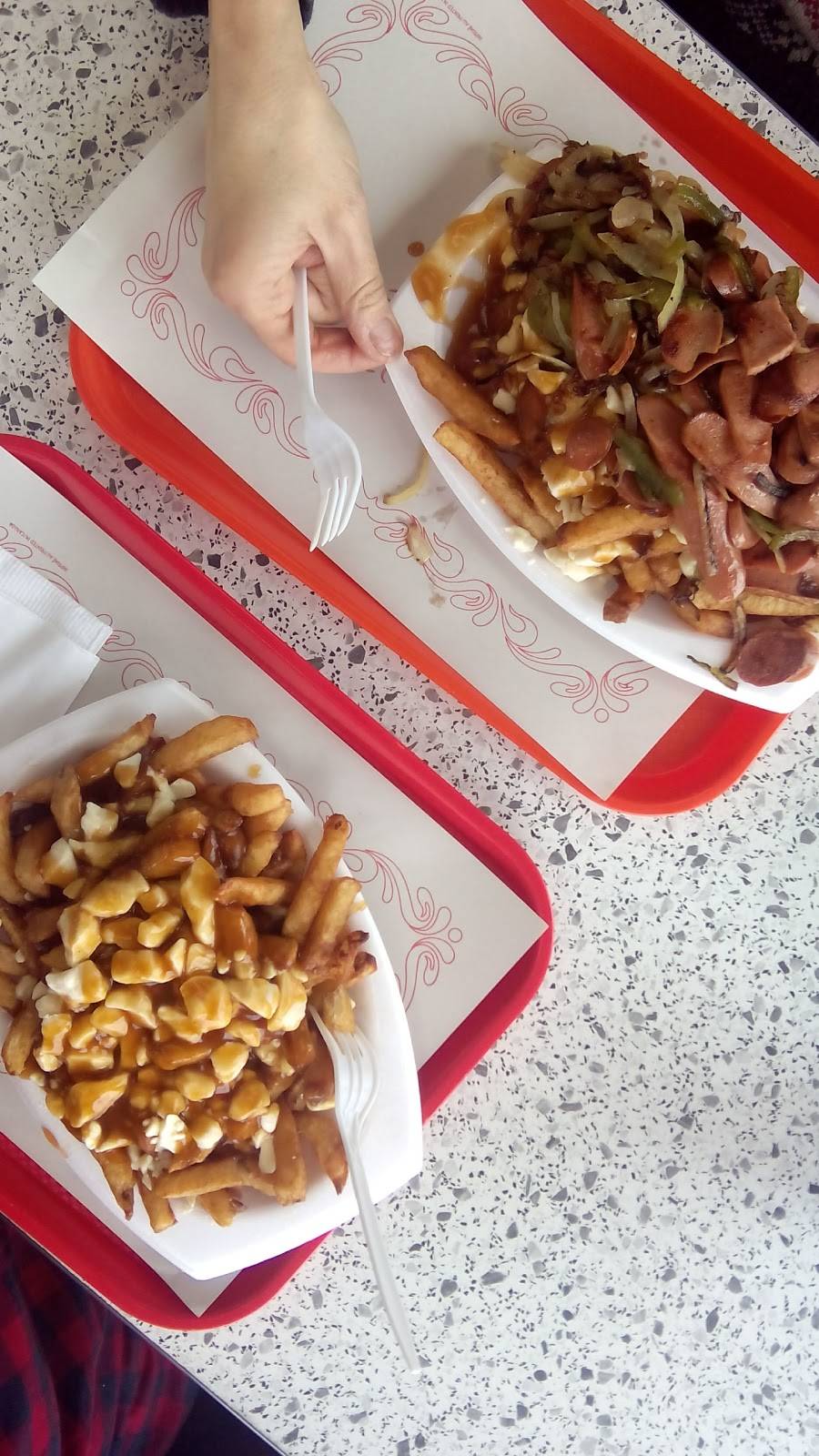 Patate Depot | restaurant | 2049 Boulevard du Curé-Labelle, Saint-Jérôme, QC J7Y 1S6, Canada | 4505925110 OR +1 450-592-5110