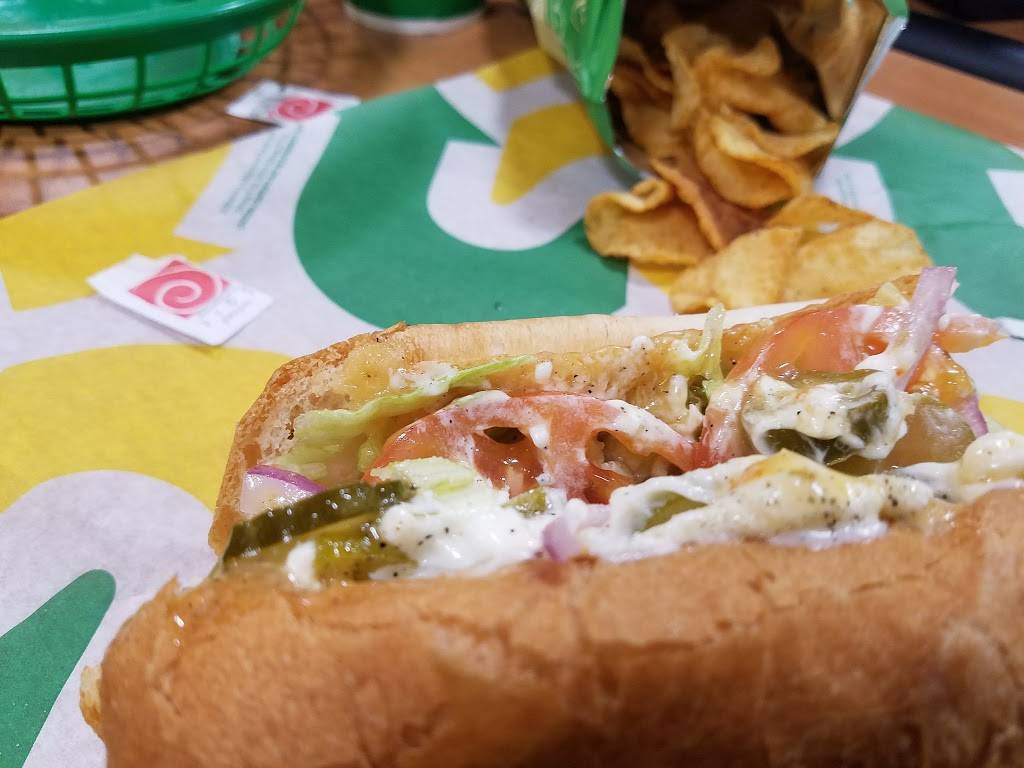 Subway | meal takeaway | 11104, # Ih-37, Corpus Christi, TX 78410, USA | 3612420781 OR +1 361-242-0781