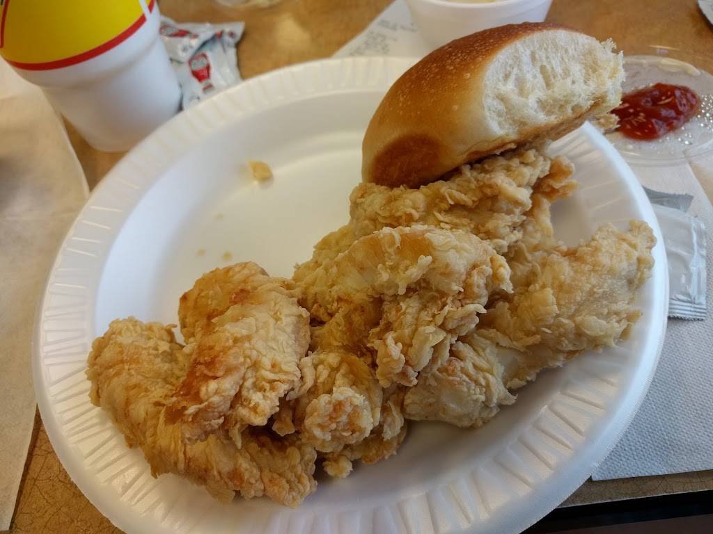 Chicken Express | restaurant | 42 US-87, Comfort, TX 78013, USA | 8309952750 OR +1 830-995-2750